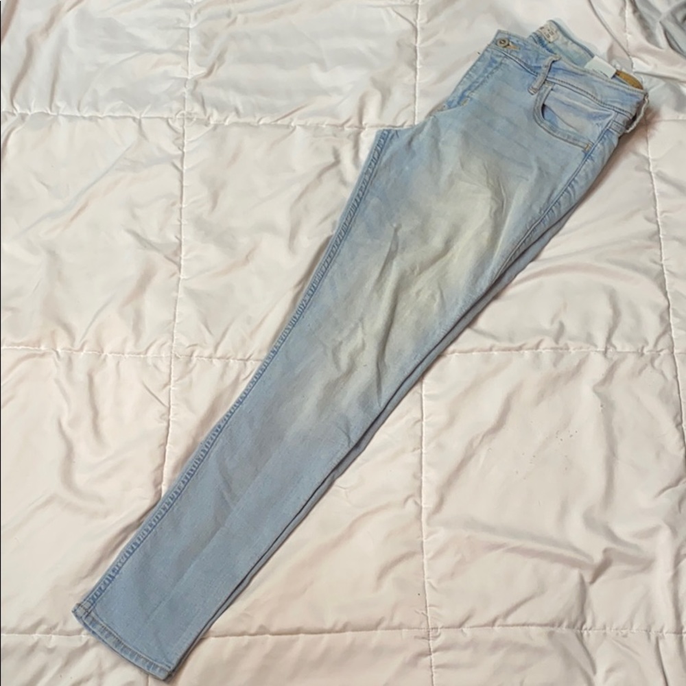 Hollister skinny jeans